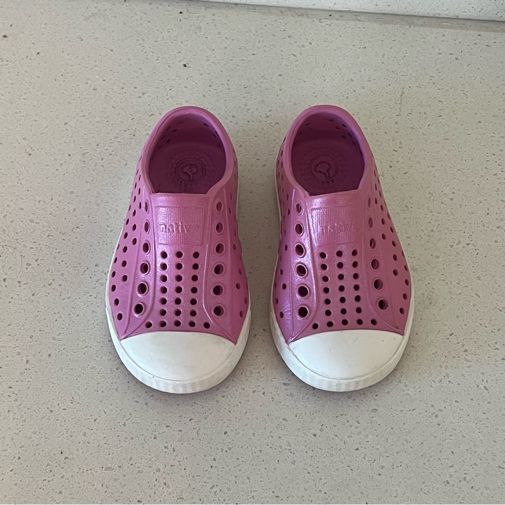 Native Kids Shoes in Pink